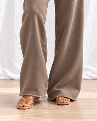 Worn-In Comfort Sweatpants | The Salty Babe