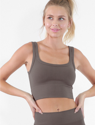 NIKIBIKI Chevron Ribbed Crop Top